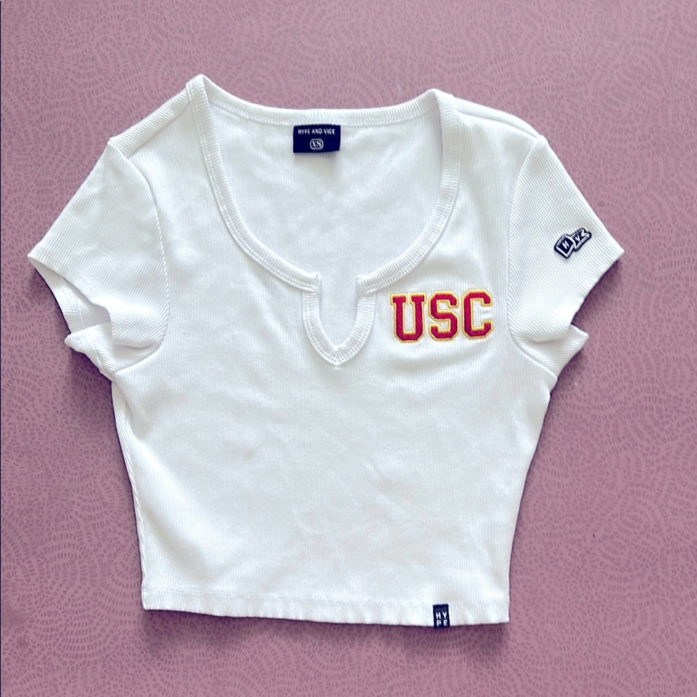 USC Trojans Women’s Hype and Vice White Cali Cropped Shirt, White, XS